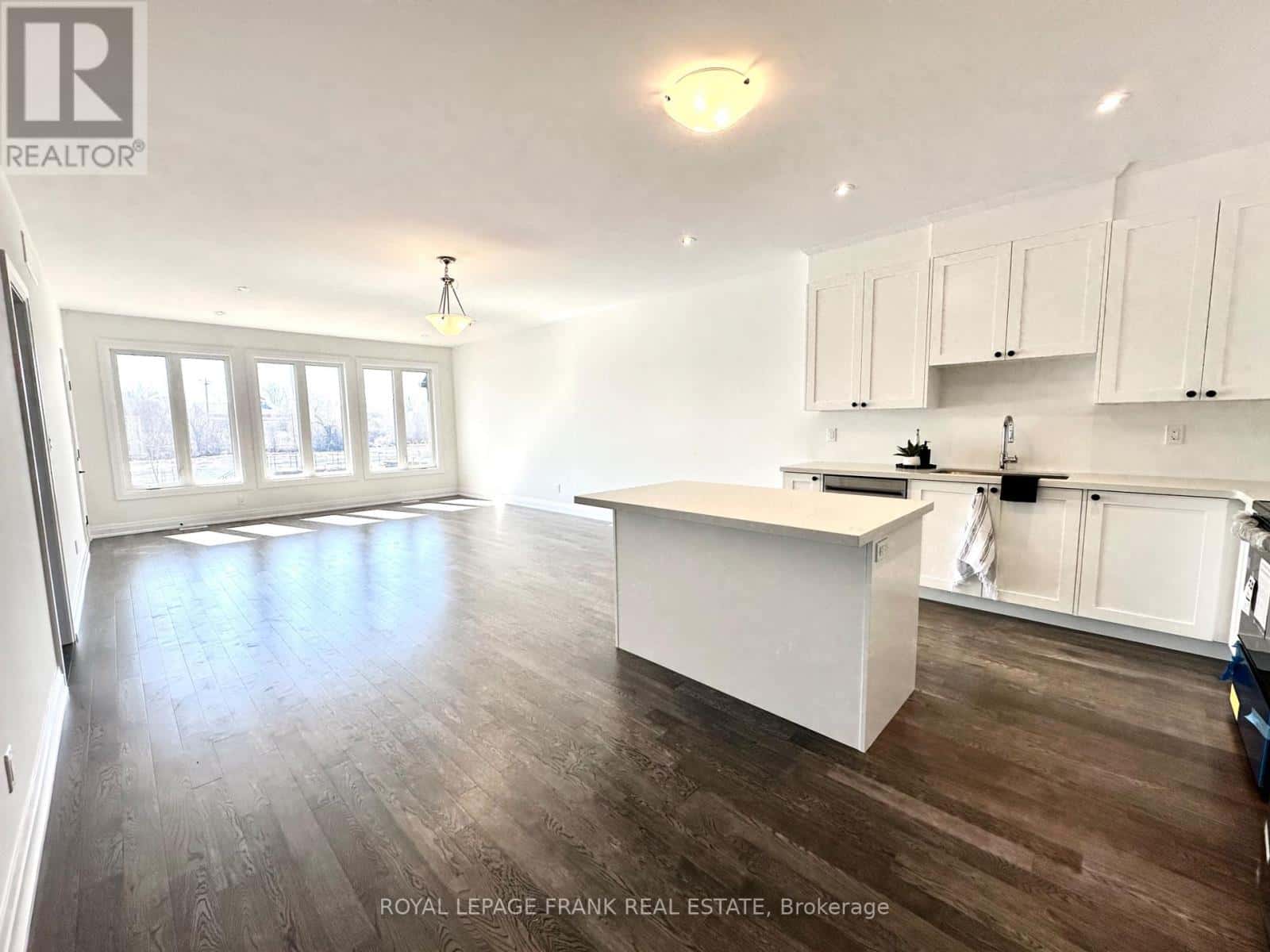 12 POND STREET — Trent Hills (Hastings), Ontario - Photo 5 of 17