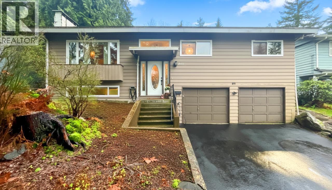 960 THERMAL DRIVE — Coquitlam, British Columbia - Main photo