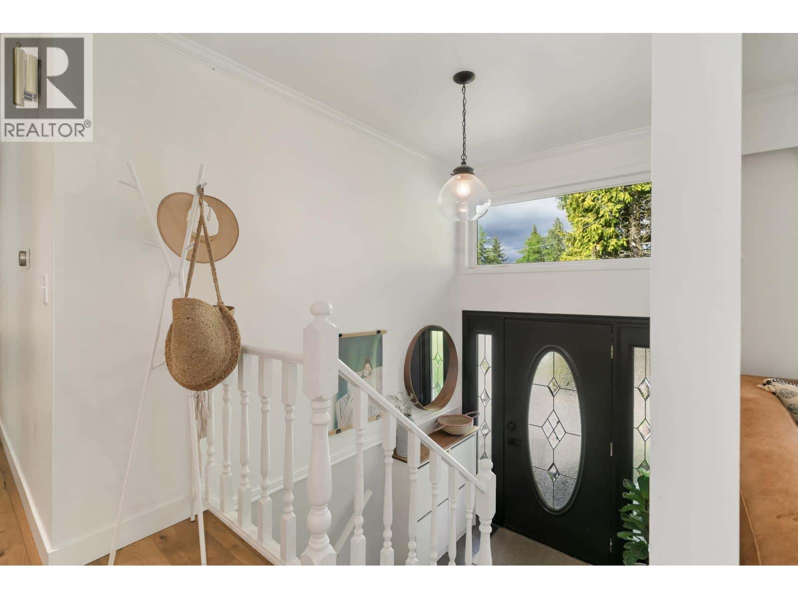 960 THERMAL DRIVE — Coquitlam, British Columbia - Photo 2 of 40