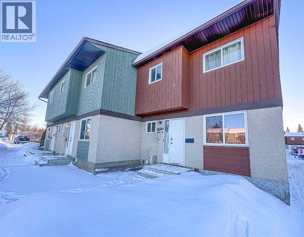 7812 Cedarwood Park — Grande Prairie, Alberta - Main photo