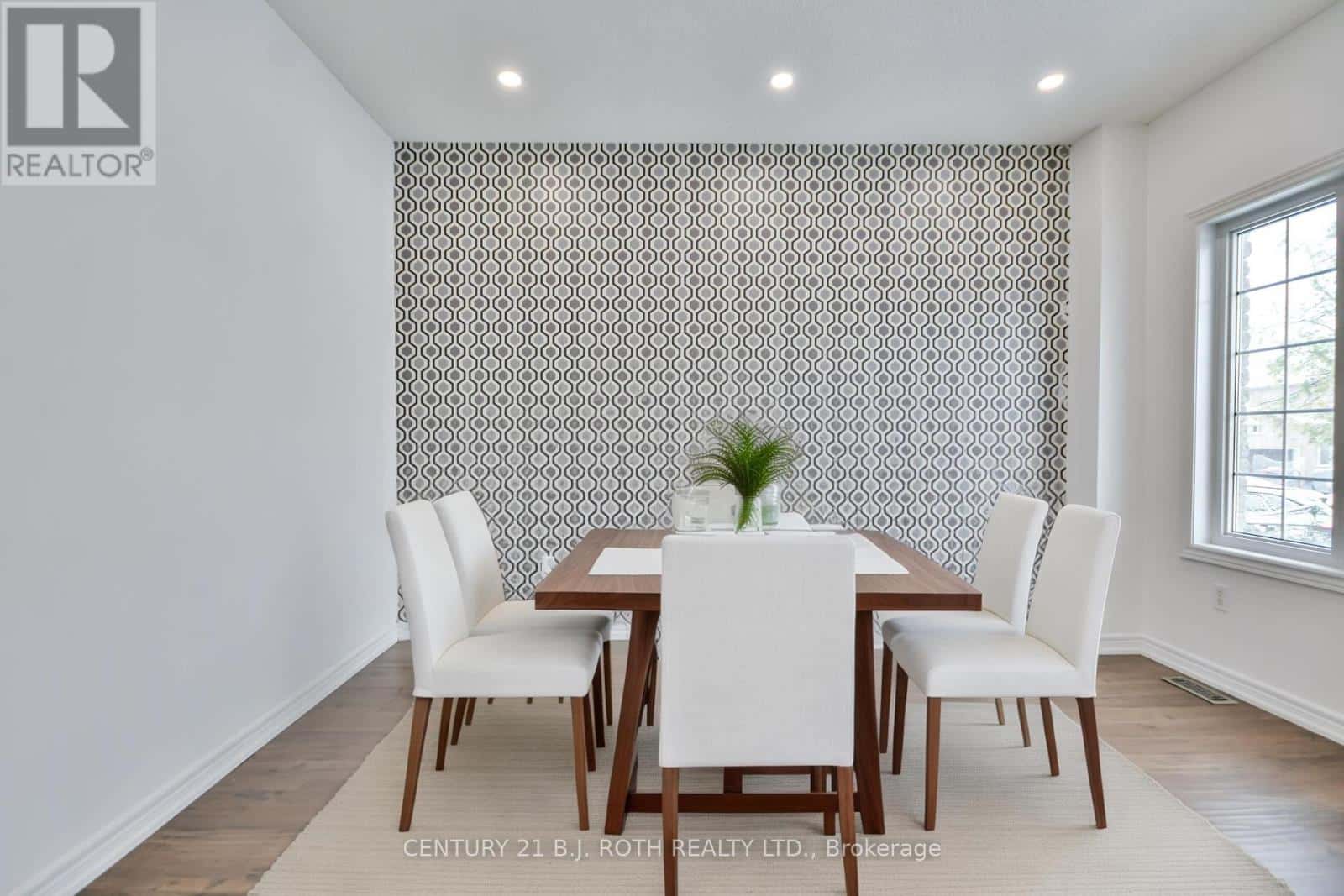 113 LIVIA HERMAN WAY — Barrie (East Bayfield), Ontario - Photo 5 of 30