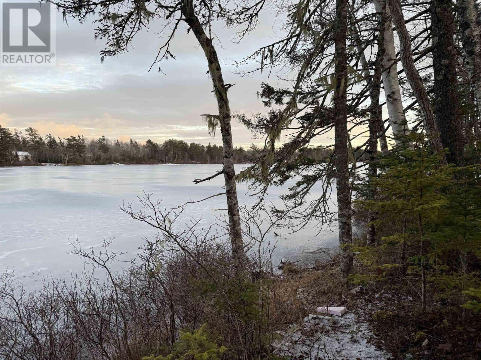 19 Davis Avenue — Upper Rawdon, Nova Scotia - Photo 2 of 9