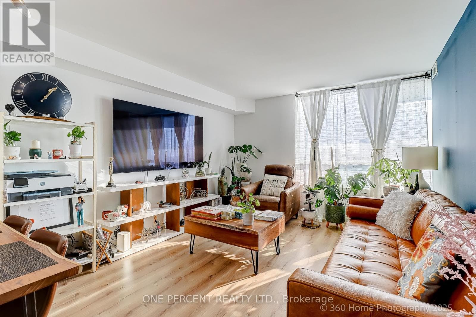 803 - 8 COVINGTON ROAD — Toronto (Englemount-Lawrence), Ontario - Main photo