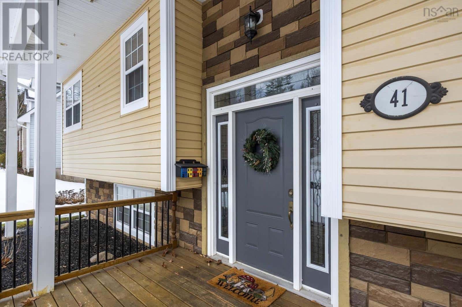 41 MacDonald Park Road — Kentville, Nova Scotia - Photo 3 of 50