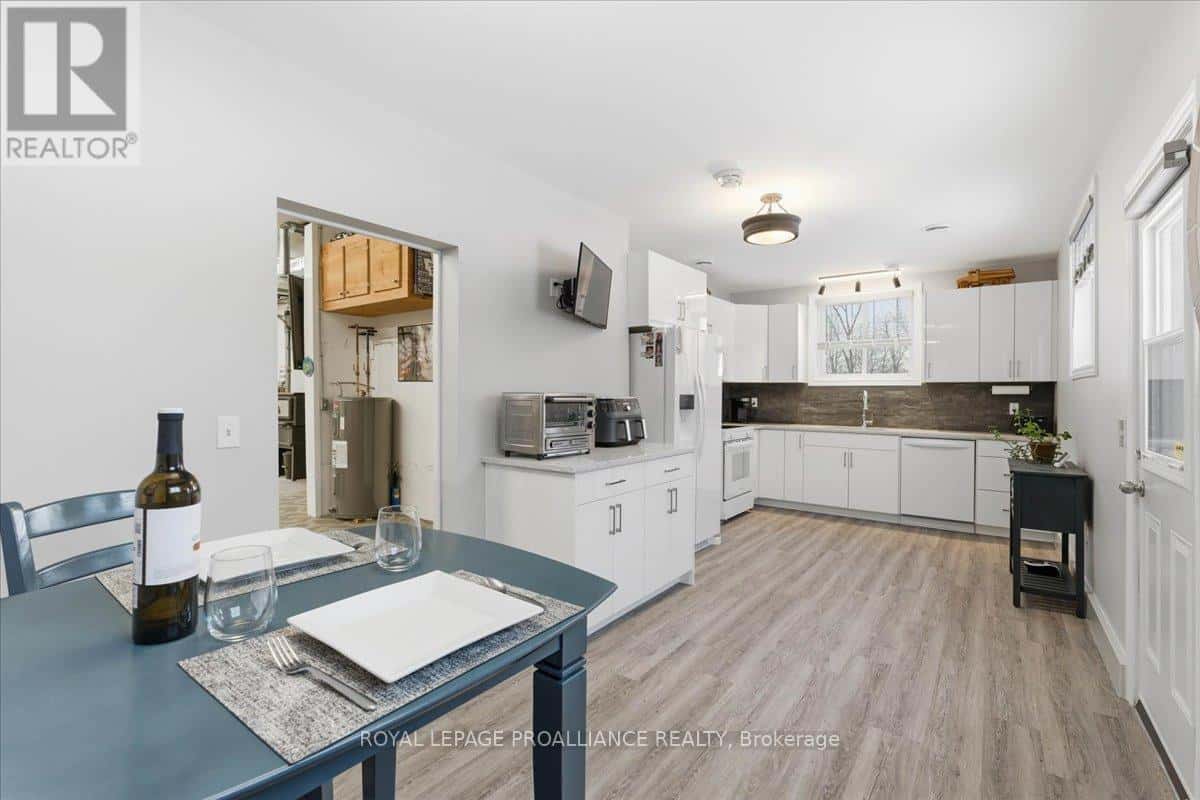 555 DOUGLAS ROAD — Centre Hastings, Ontario - Photo 3 of 36