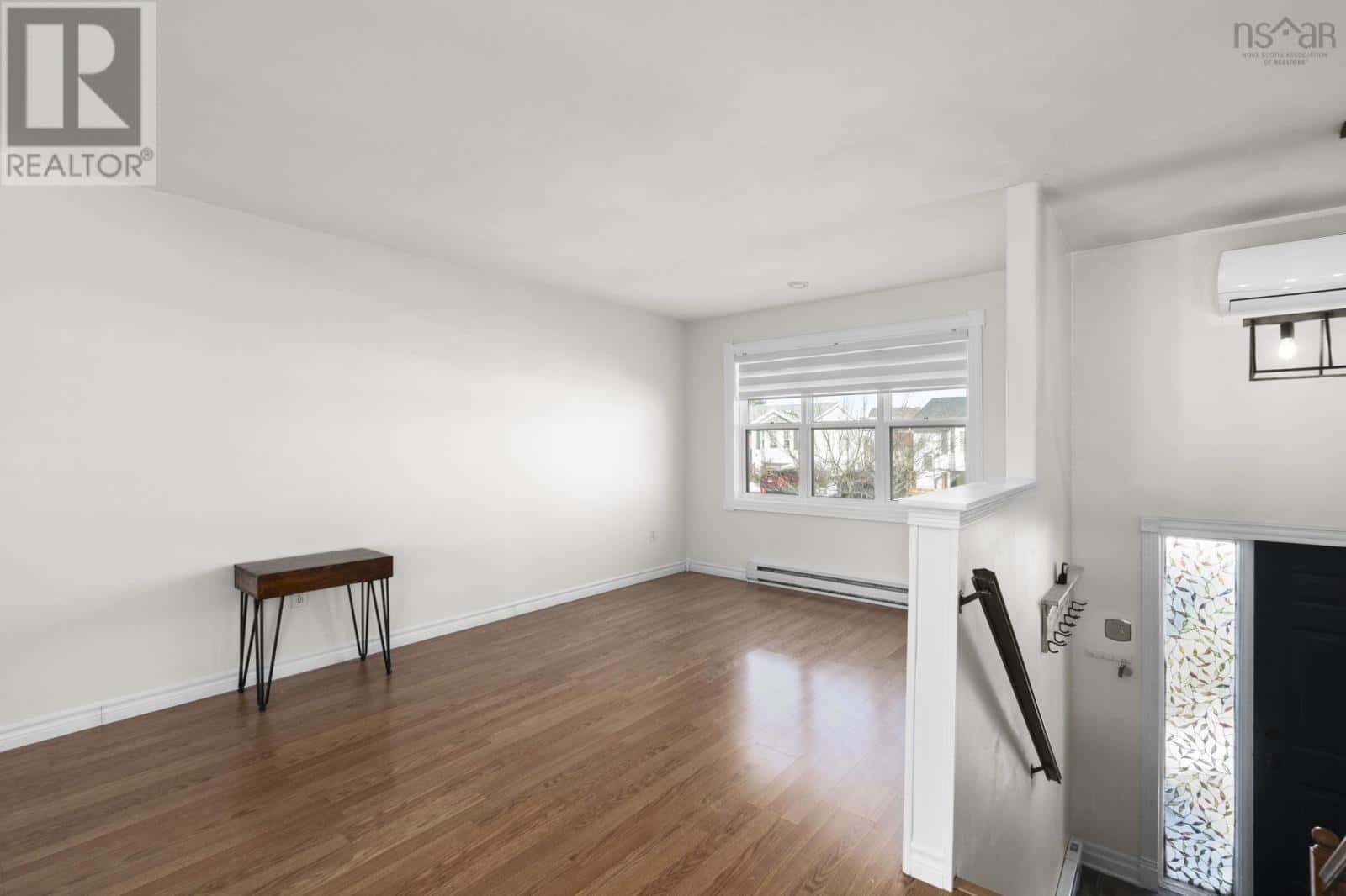 11 Melrose Crescent — Eastern Passage, Nova Scotia - Photo 4 of 31