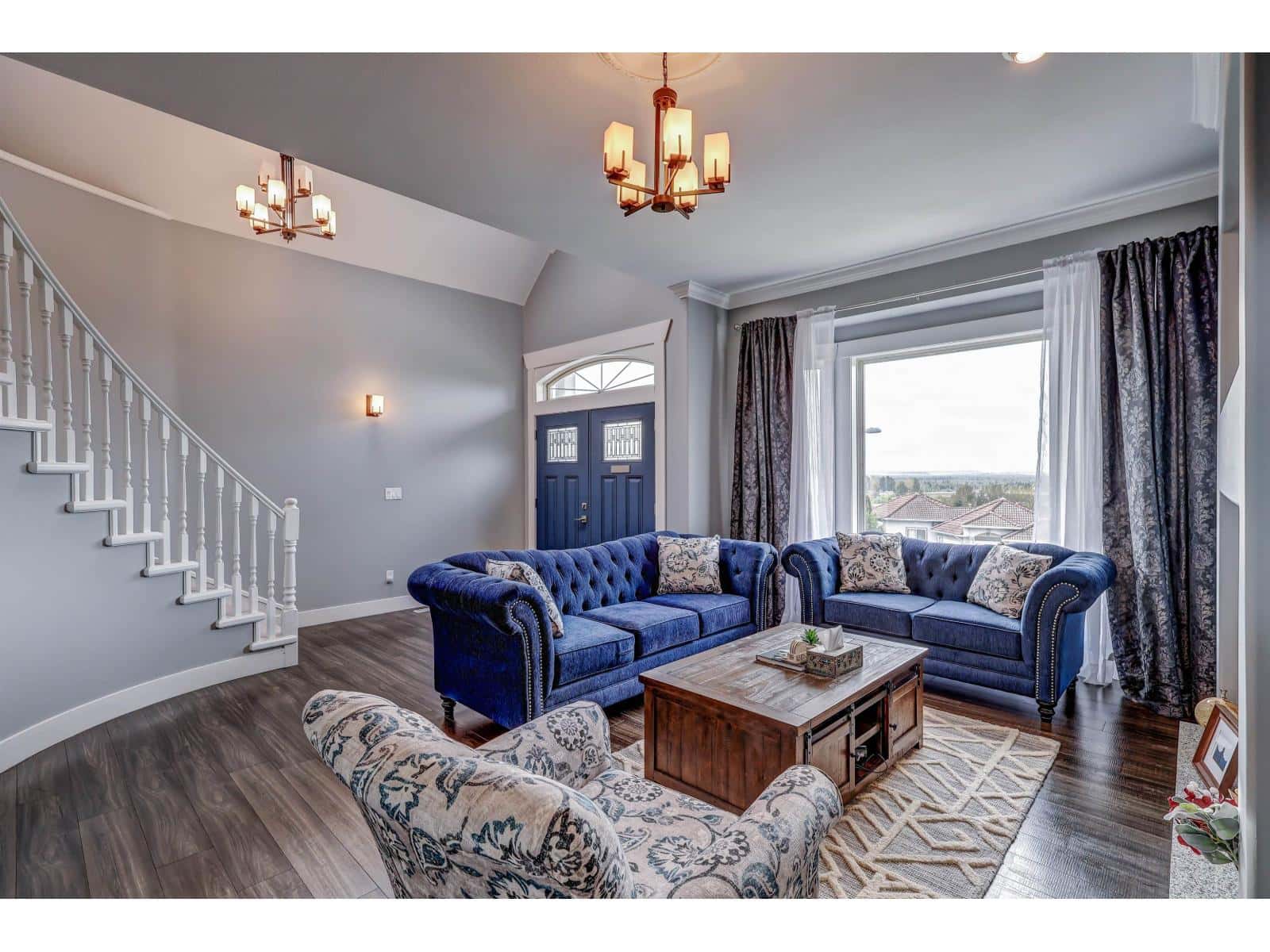 8222 NECHAKO DRIVE — Delta, British Columbia - Photo 4 of 40