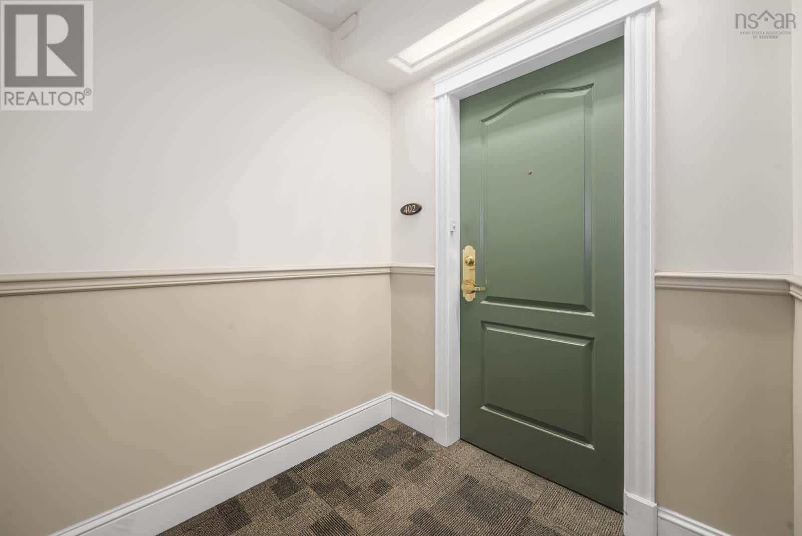 402 114 Regency Park Drive — Halifax, Nova Scotia - Photo 2 of 26