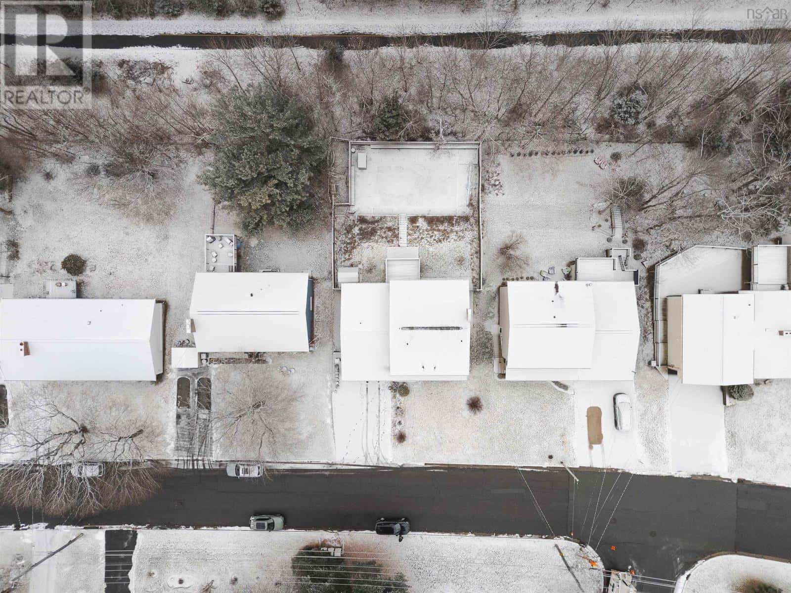 131 Brook Street — Halifax, Nova Scotia - Photo 4 of 46