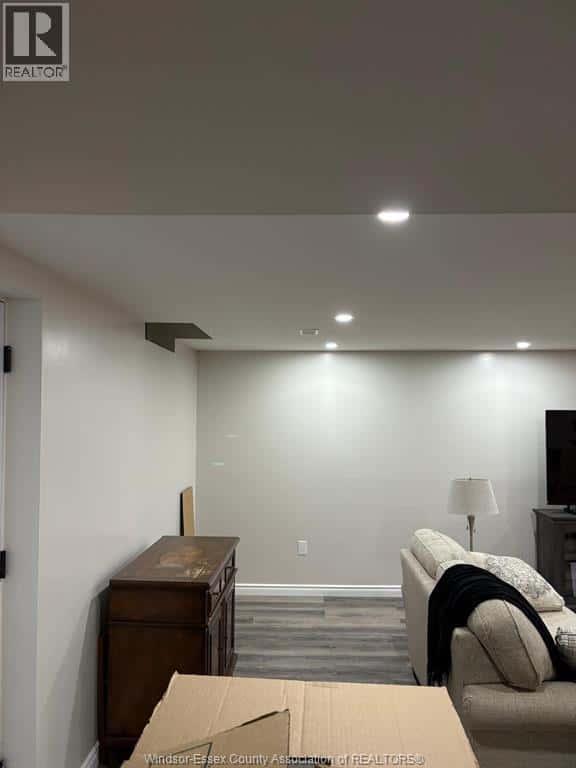 LaSalle — LaSalle - Photo 3 of 29