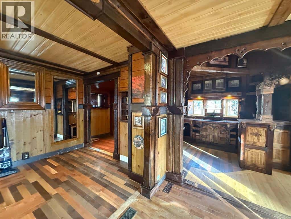 Lethbridge — Lethbridge - Photo 3 of 22