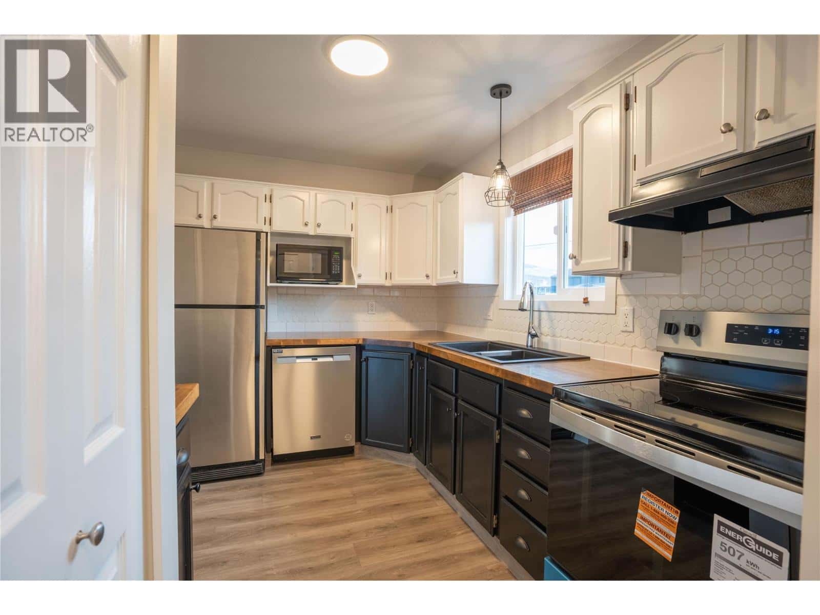 970 Oakville Street Unit# 111 — Penticton, British Columbia - Photo 2 of 18