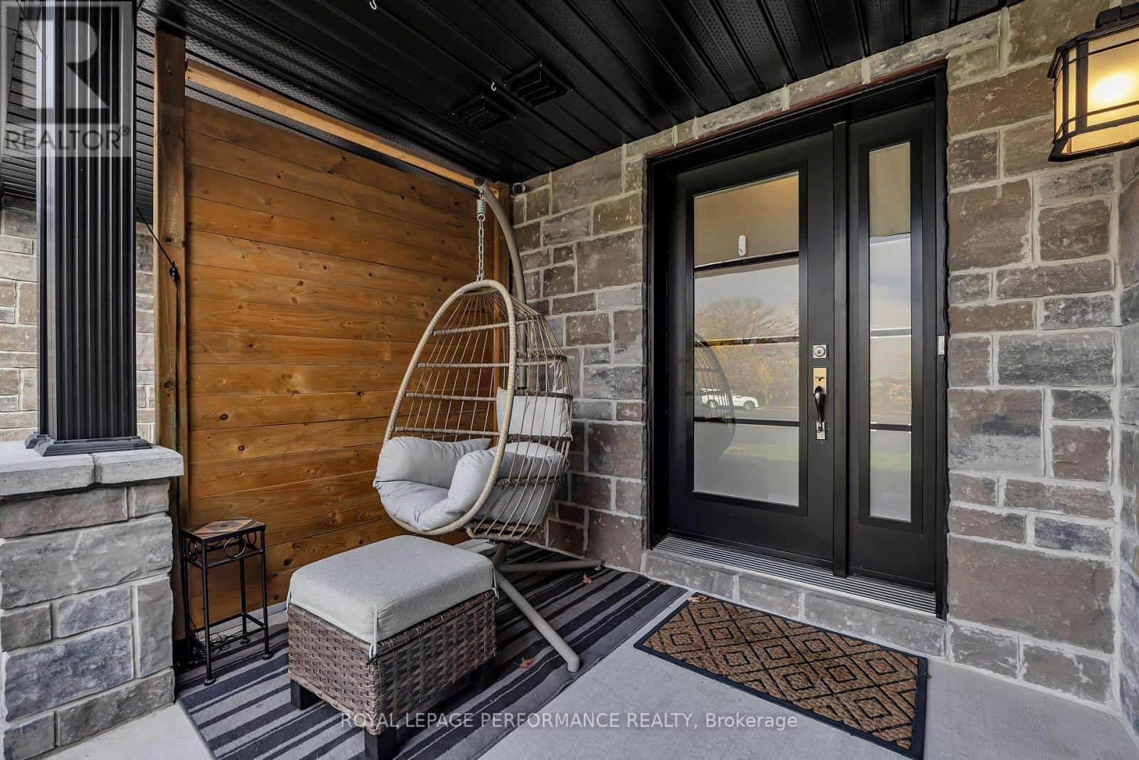 129 DION AVENUE — Clarence-Rockland, Ontario - Photo 4 of 34