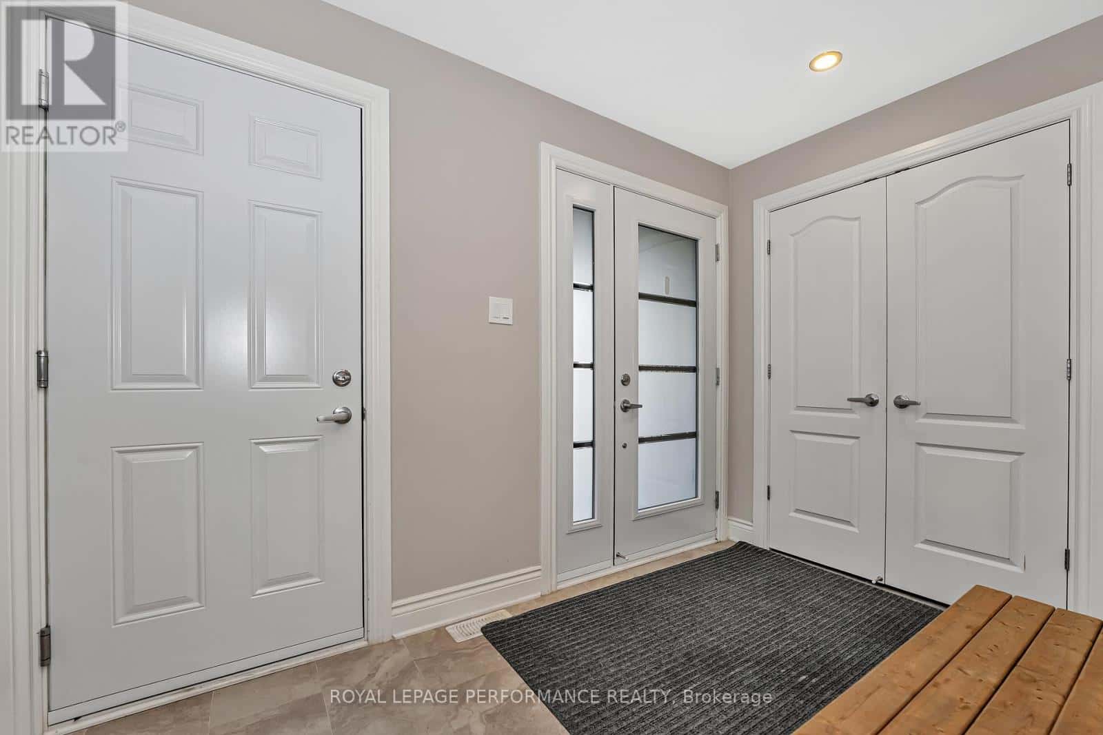 129 DION AVENUE — Clarence-Rockland, Ontario - Photo 5 of 34