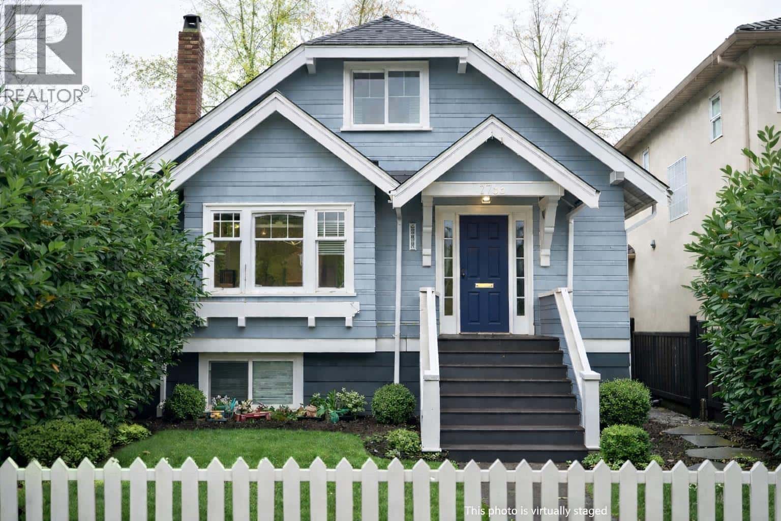 2715 W 16TH AVENUE — Vancouver - Photo 2 of 33