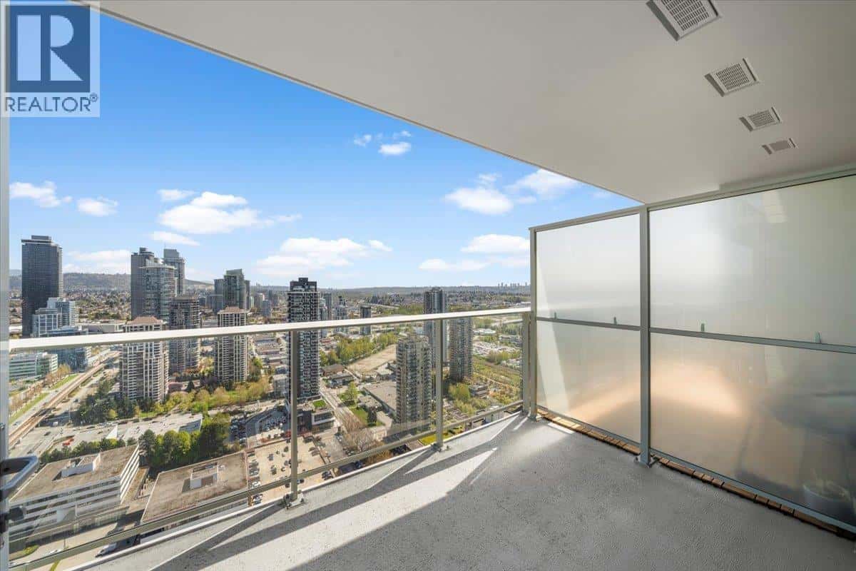 4002 2186 GILMORE AVENUE — Burnaby, British Columbia - Photo 4 of 30