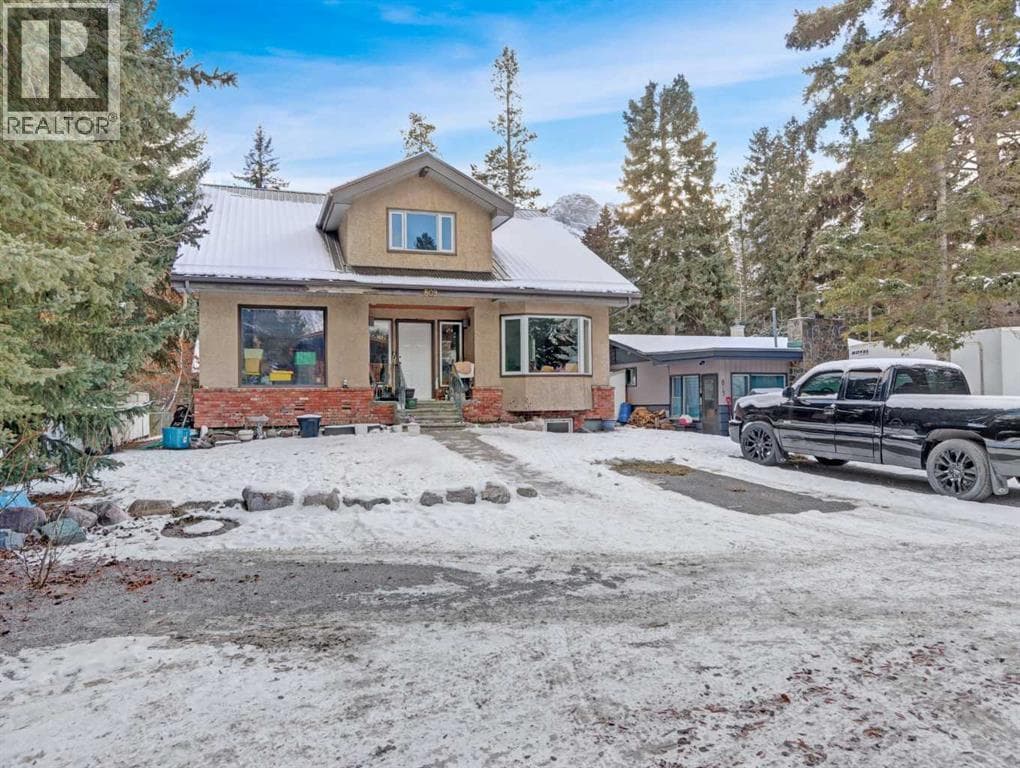 809 13 Street — Canmore - Main photo