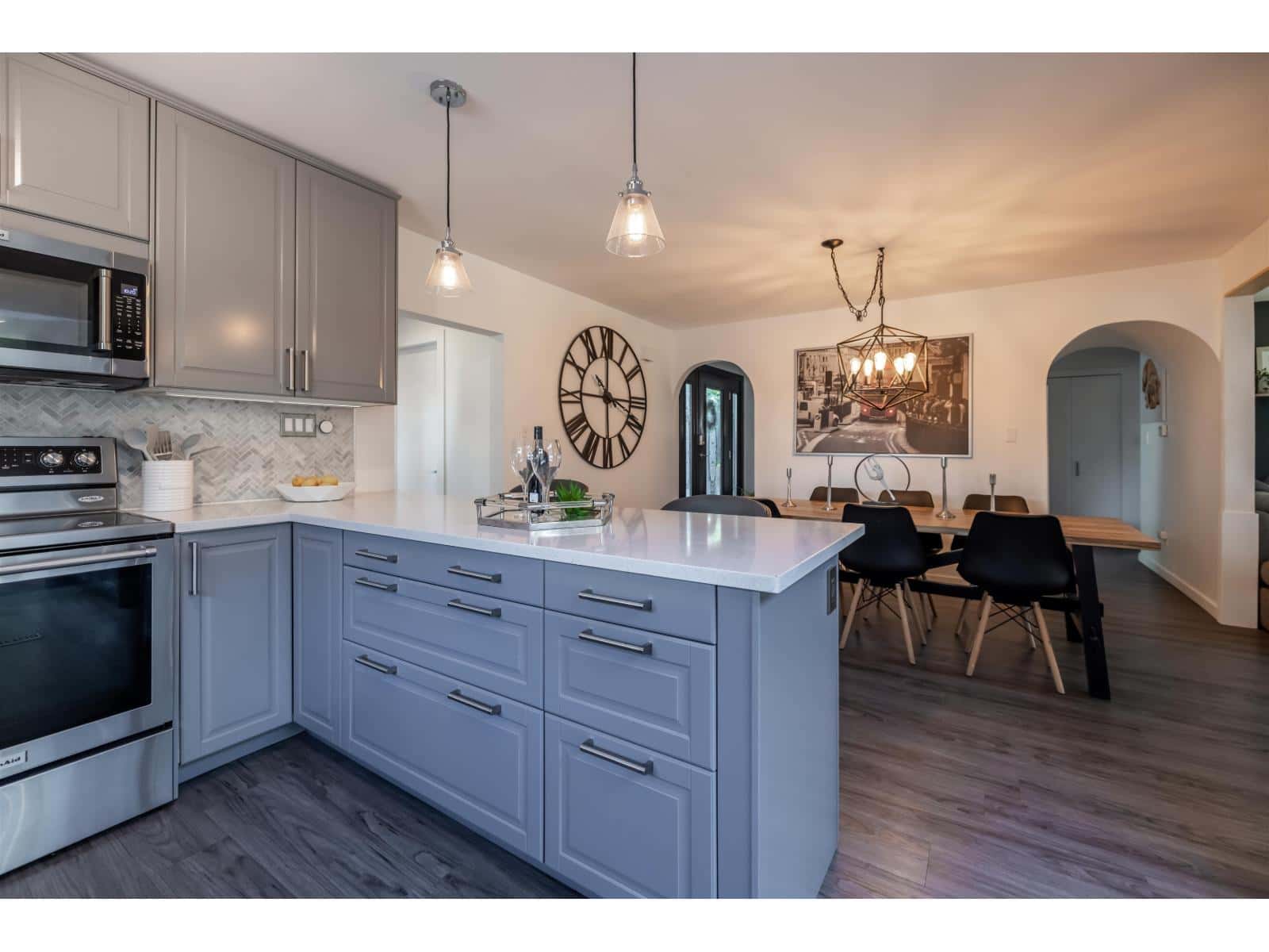 22806 RENNIE AVENUE — Langley, British Columbia - Photo 5 of 40