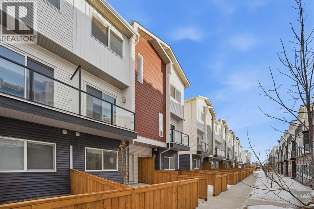 628 Red Sky Villas NE — Calgary, Alberta - Main photo