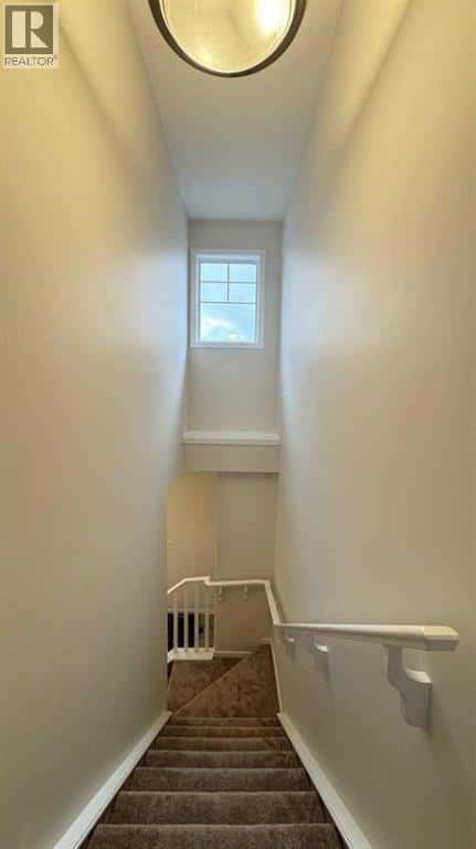 609 Southwinds Close SW — Airdrie, Alberta - Photo 5 of 19