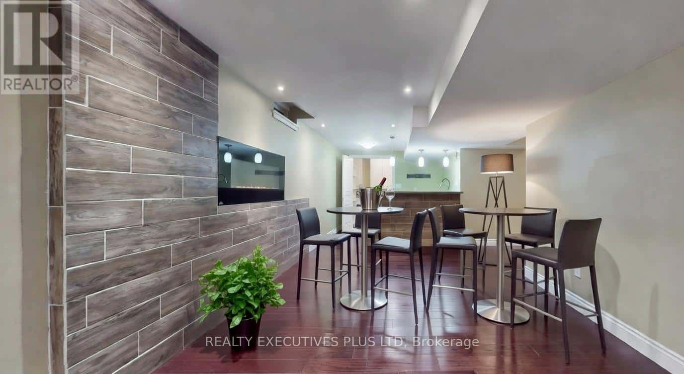 Ajax (Northwest Ajax) — Ajax (Northwest Ajax) - Photo 3 of 28