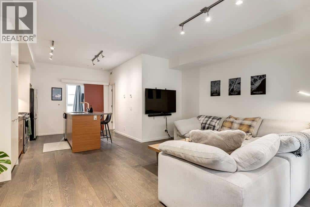 309, 1719 9A Street SW — Calgary, Alberta - Photo 2 of 28