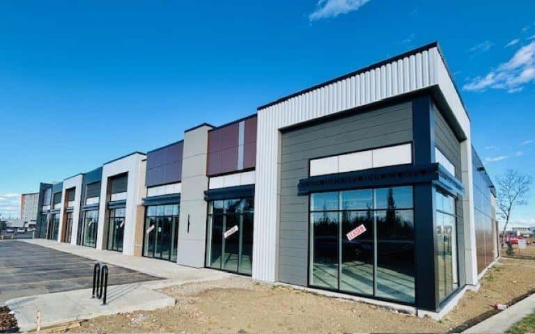 1139 103A Street SW — Edmonton - Photo 3 of 126