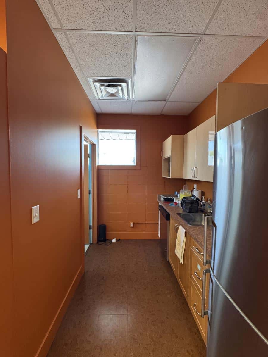 4419 50 Avenue — Red Deer - Photo 3 of 52