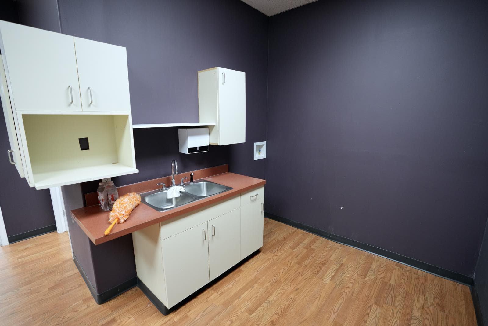 St. Paul Town — St. Paul Town - Main photo