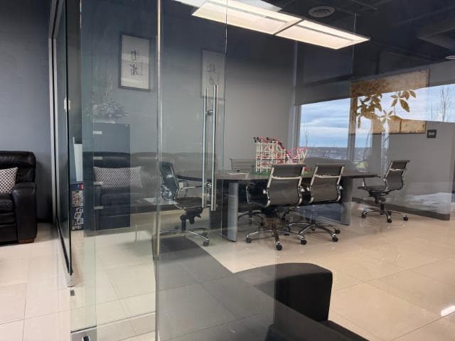 Edmonton — Edmonton - Main photo