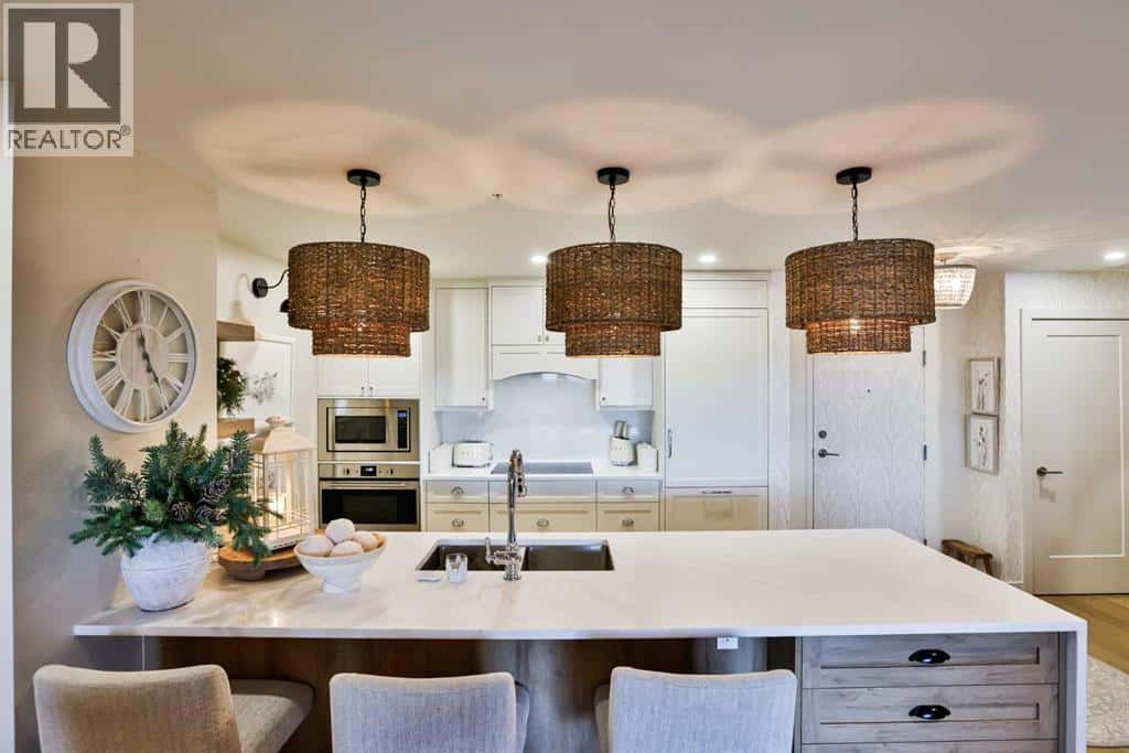 217, 102 Scenic Drive N — Lethbridge, Alberta - Photo 5 of 43