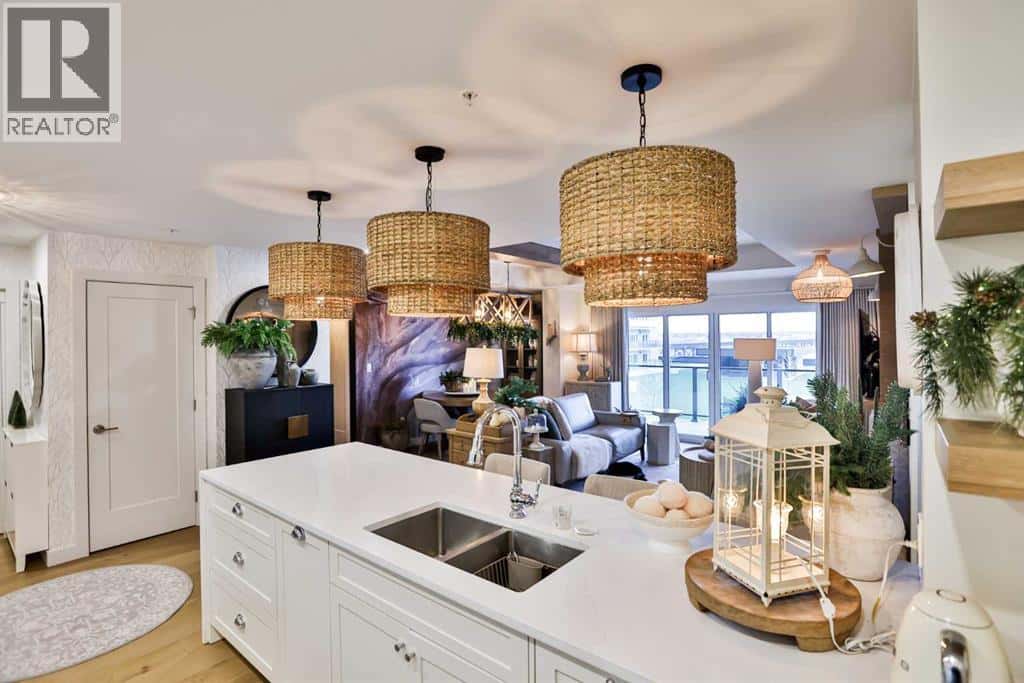 217, 102 Scenic Drive N — Lethbridge, Alberta - Photo 4 of 43