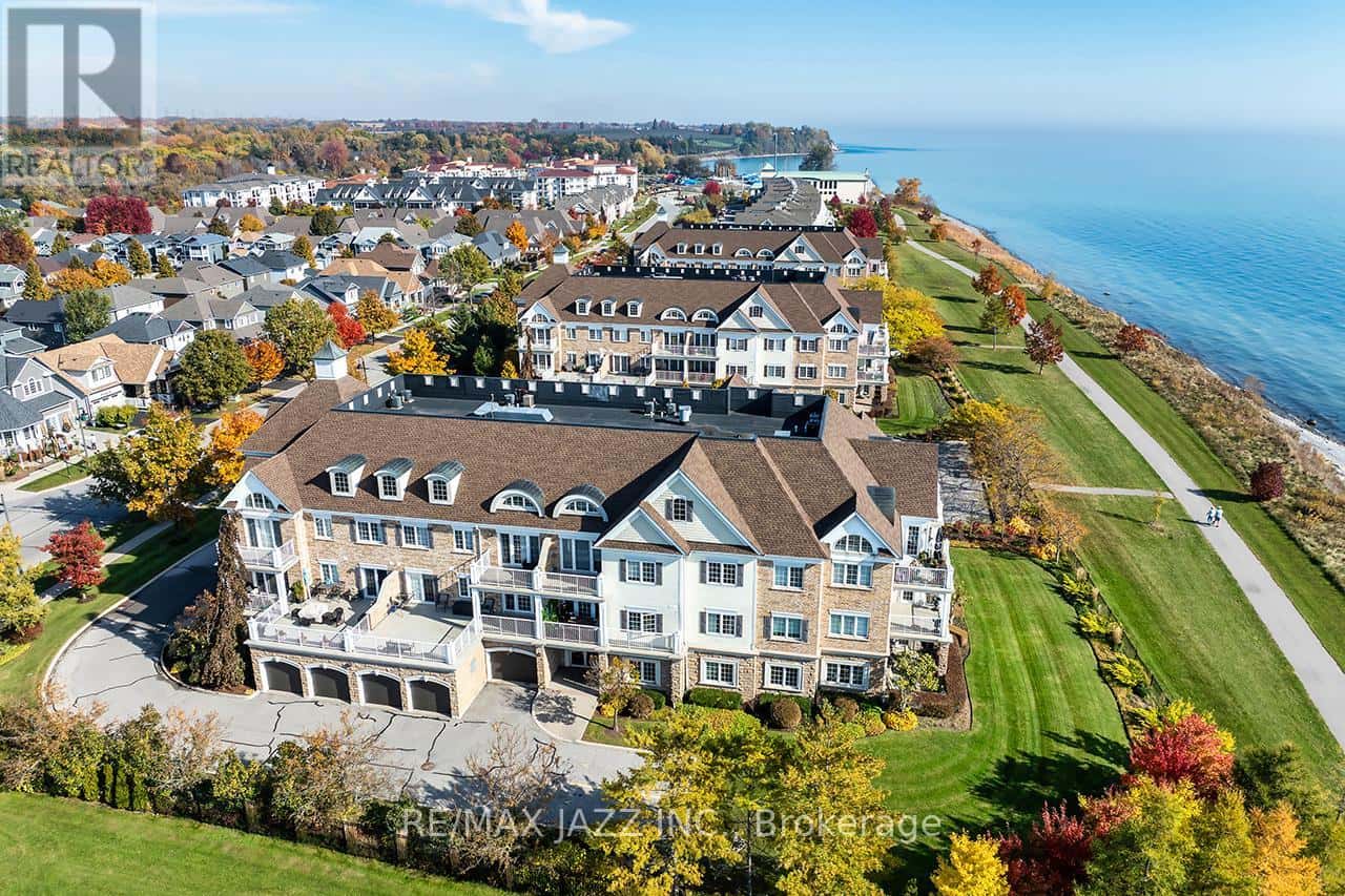 102 - 375 LAKEBREEZE DRIVE — Clarington (Newcastle), Ontario - Photo 2 of 36