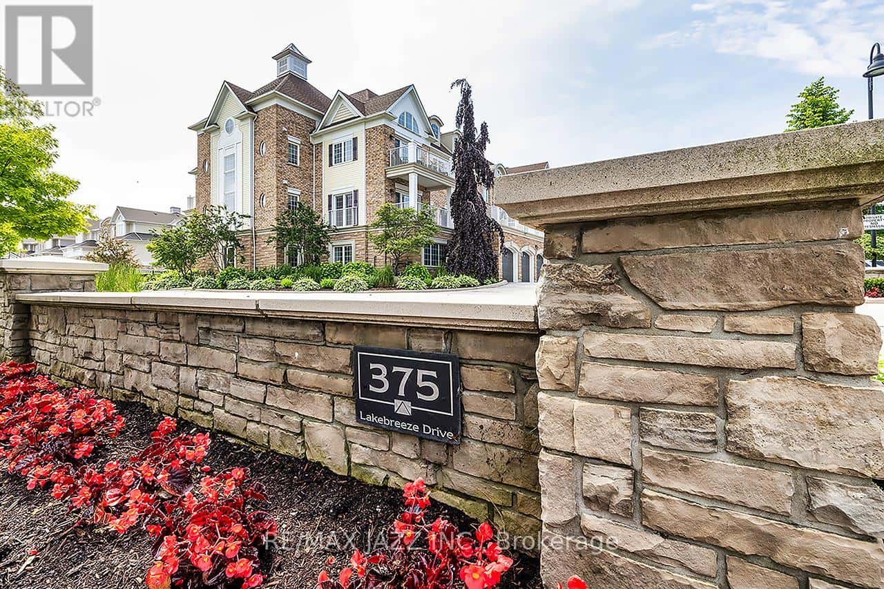 102 - 375 LAKEBREEZE DRIVE — Clarington (Newcastle), Ontario - Photo 5 of 36