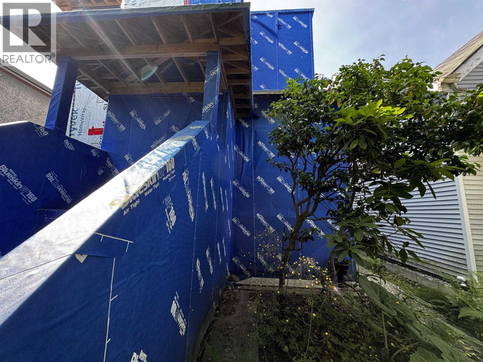 4538 W 12TH AVENUE — Vancouver, British Columbia - Main photo