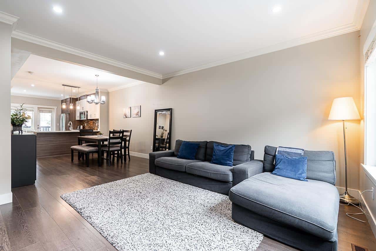 8 19097 64 AVENUE — Surrey, British Columbia - Photo 5 of 37