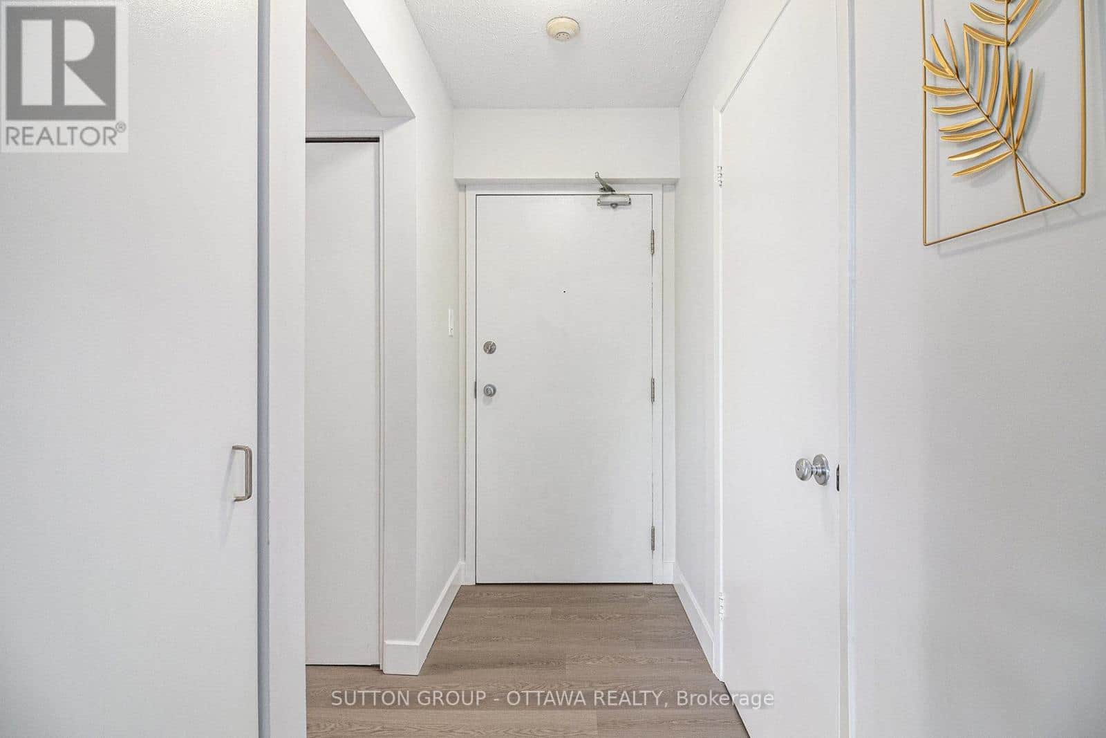 314 - 270 BRITTANY DRIVE - Photo 3 of 25, Ottawa, Ontario