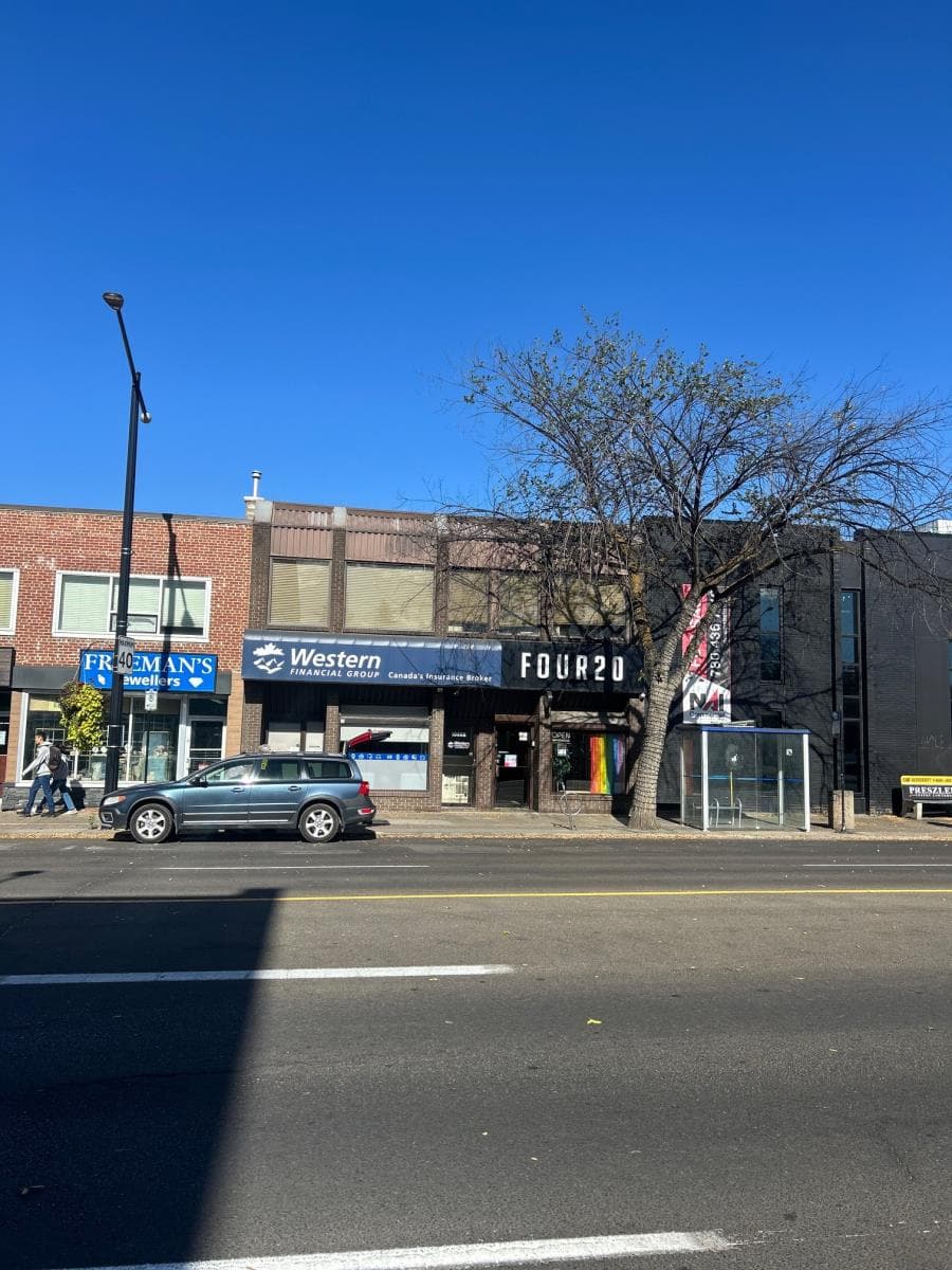 Edmonton — Edmonton - Main photo