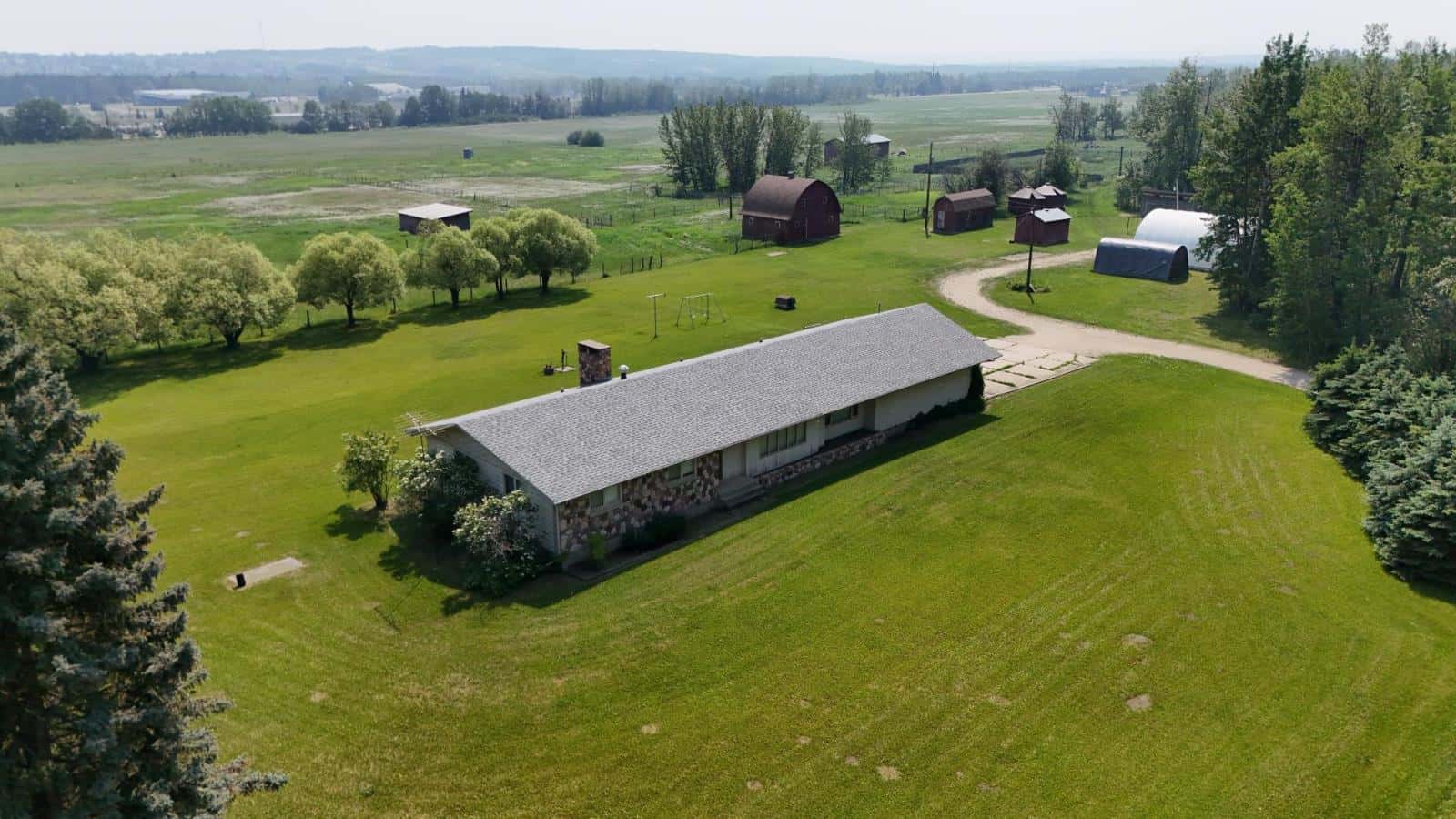 6311 50 Avenue — Drayton Valley - Photo 5 of 21