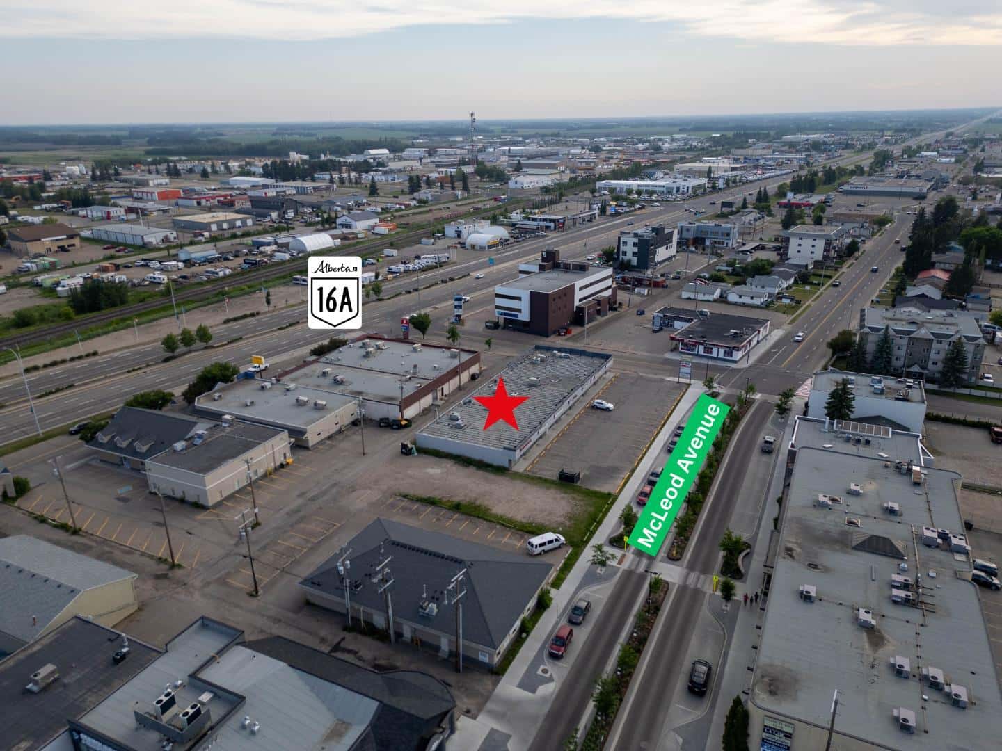 210 McLeod Avenue — Spruce Grove - Photo 4 of 30