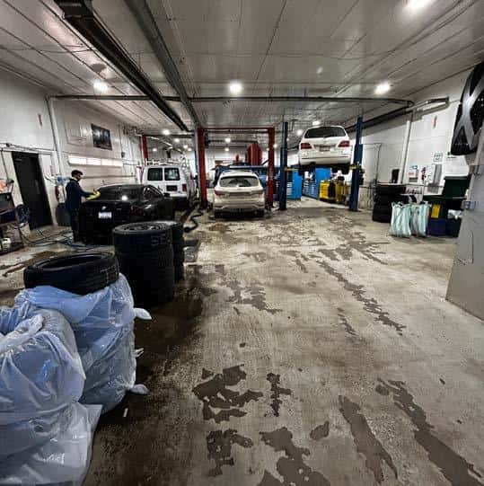 Edmonton — Edmonton - Photo 4 of 48