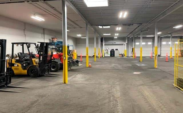 Edmonton — Edmonton - Photo 2 of 27