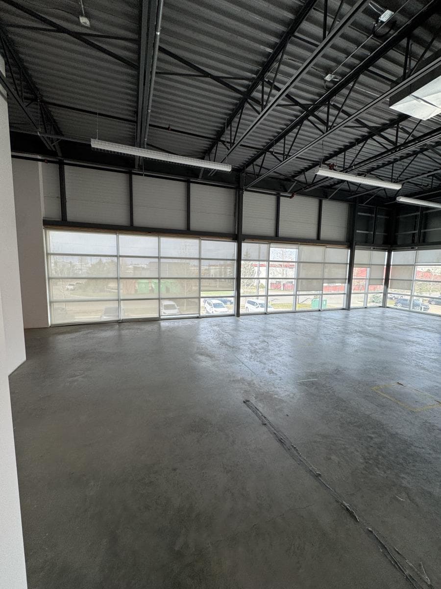 Edmonton — Edmonton - Main photo