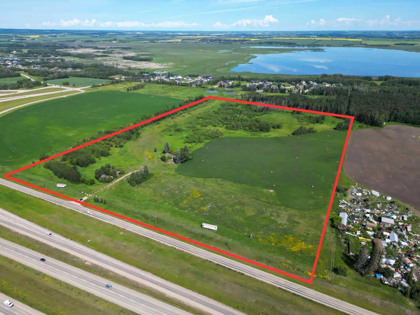 26222 Hwy 16 — Parkland County - Photo 2 of 24