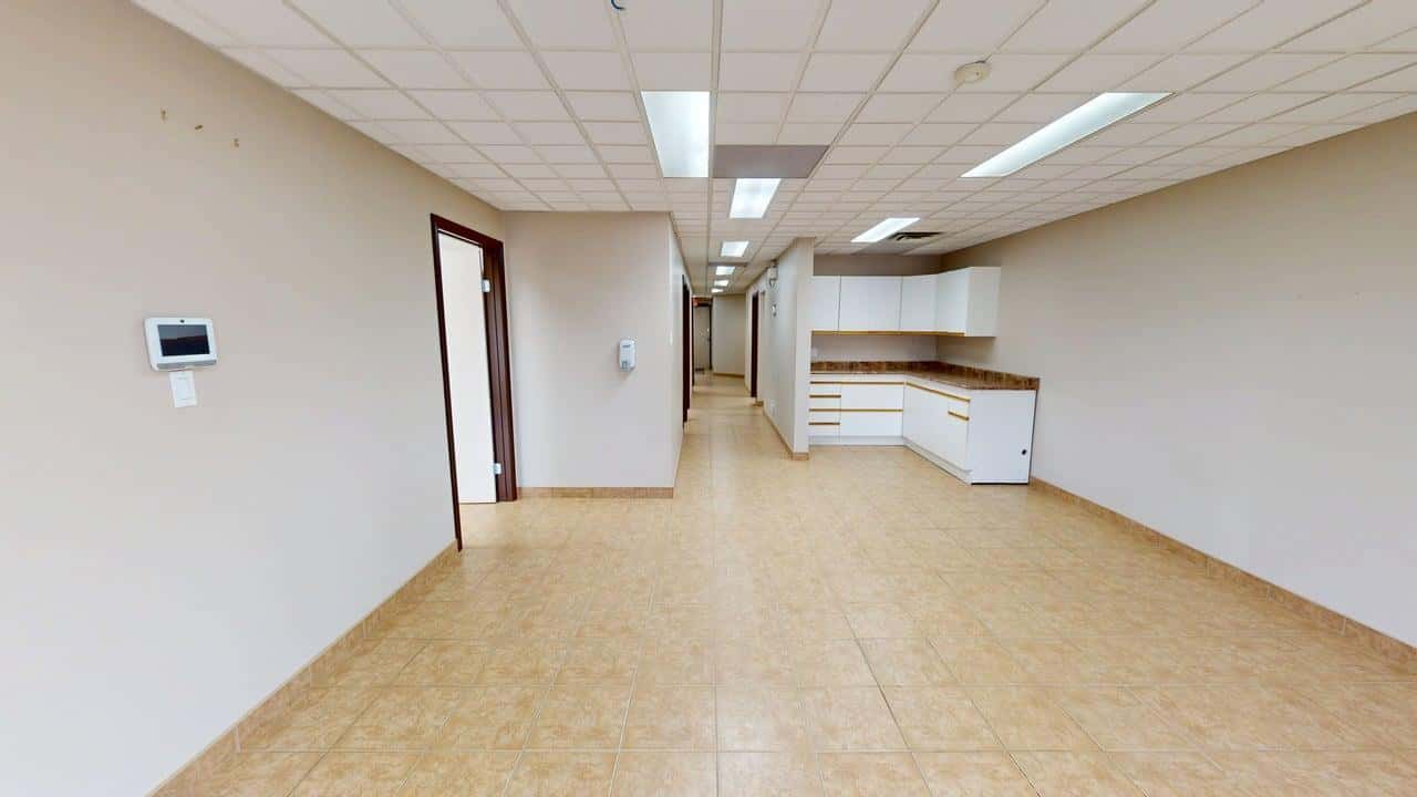 5211 50 Street — Drayton Valley - Photo 2 of 87