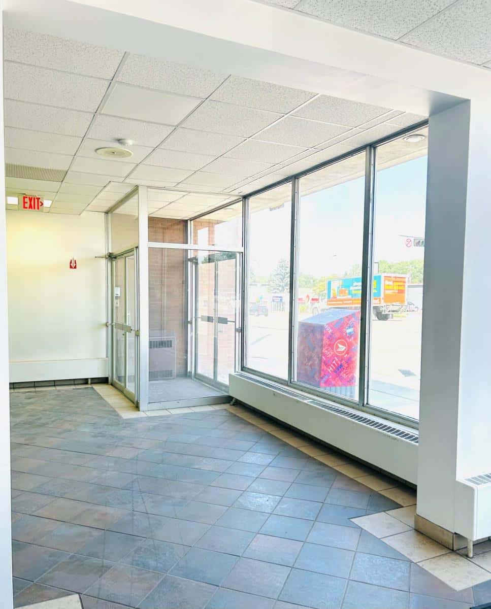 Edmonton — Edmonton - Photo 4 of 222