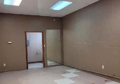 Edmonton — Edmonton - Photo 3 of 24