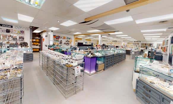 Edmonton — Edmonton - Photo 3 of 36