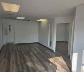 Edmonton — Edmonton - Photo 5 of 21