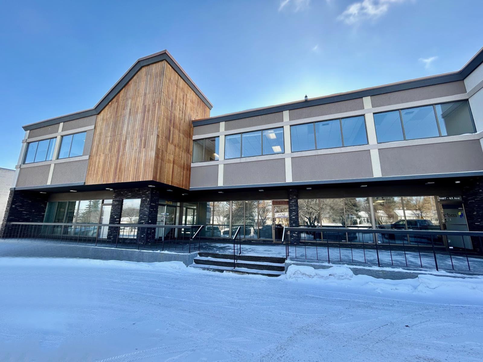 Edmonton — Edmonton - Main photo